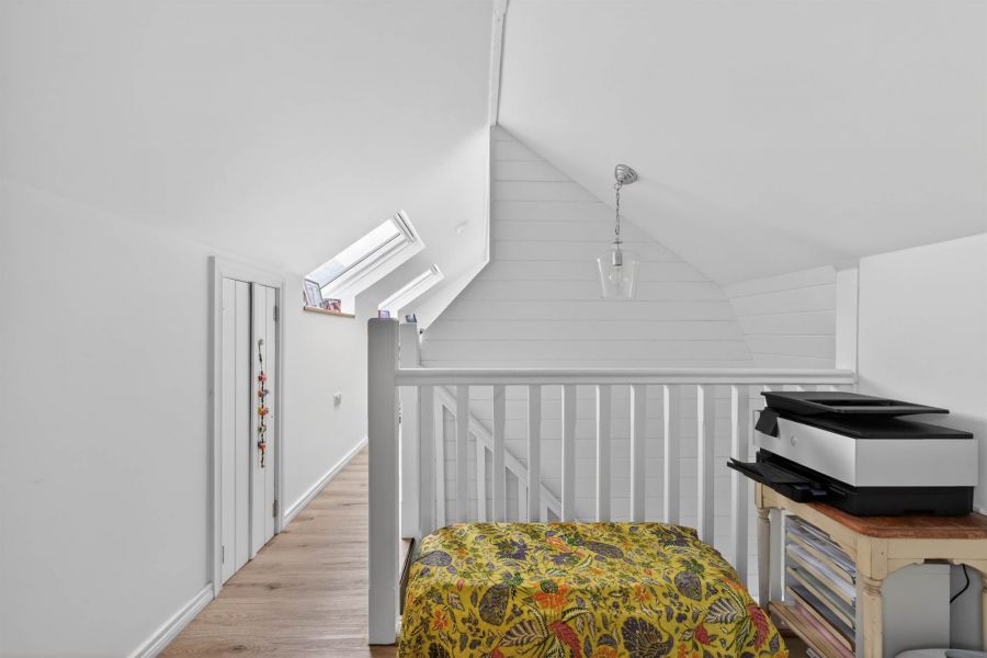 4 Springfield Avenue