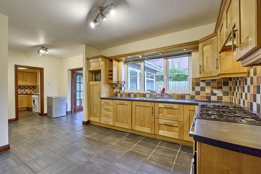 138 Ballycrochan Road
