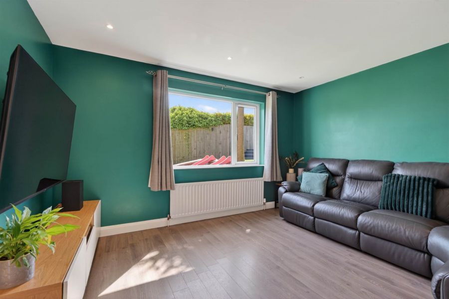51 Beechfield Avenue