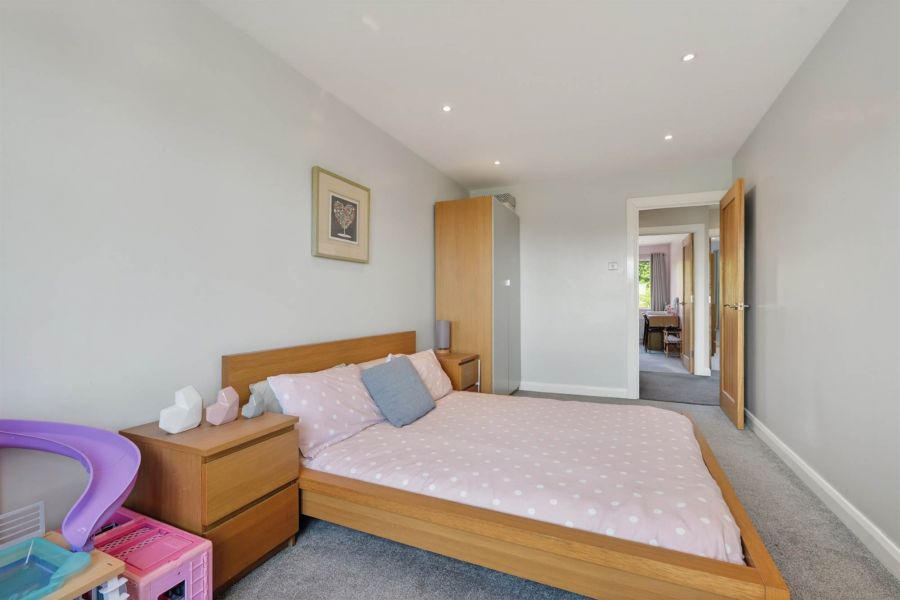 51 Beechfield Avenue