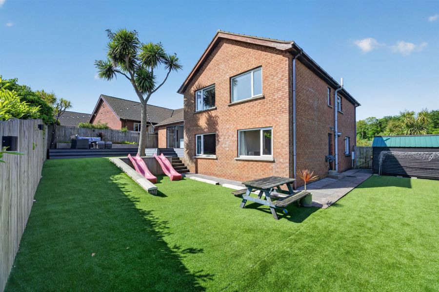 51 Beechfield Avenue