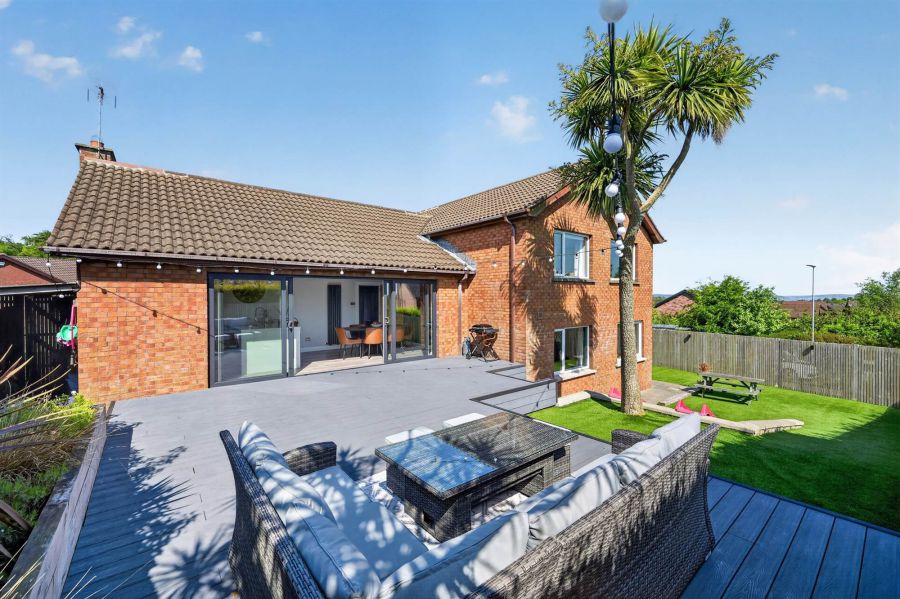 51 Beechfield Avenue