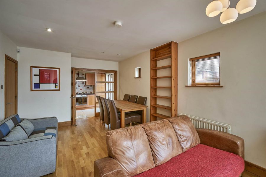 Apt 2 67A Ballygowan Road Apt 2 67A Ballygowan Road