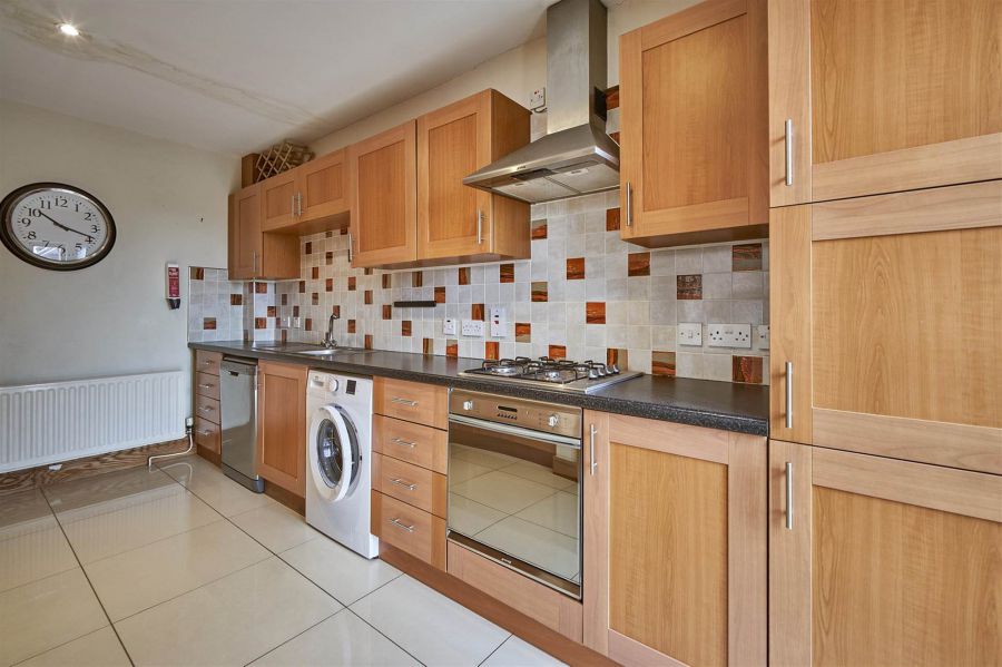 Apt 2 67A Ballygowan Road Apt 2 67A Ballygowan Road