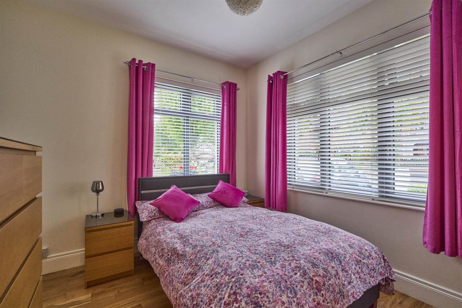 33 Ormiston Crescent
