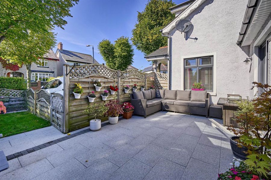 33 Ormiston Crescent