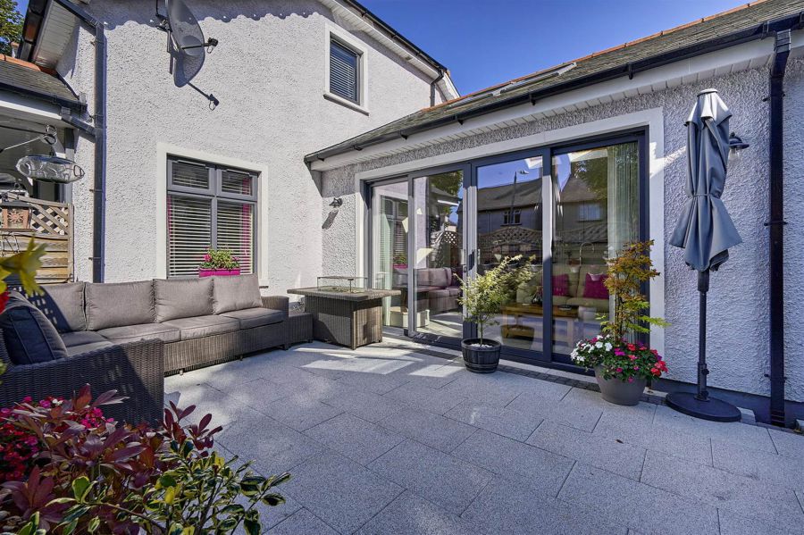 33 Ormiston Crescent