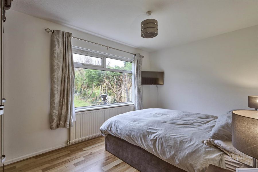 16 Rannoch Road