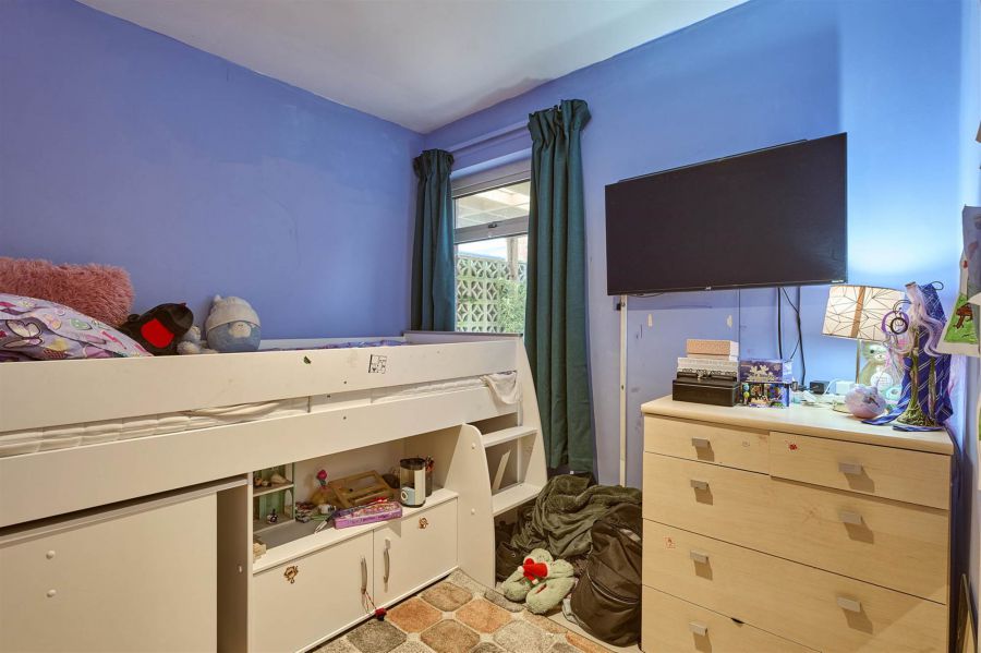 16 Rannoch Road