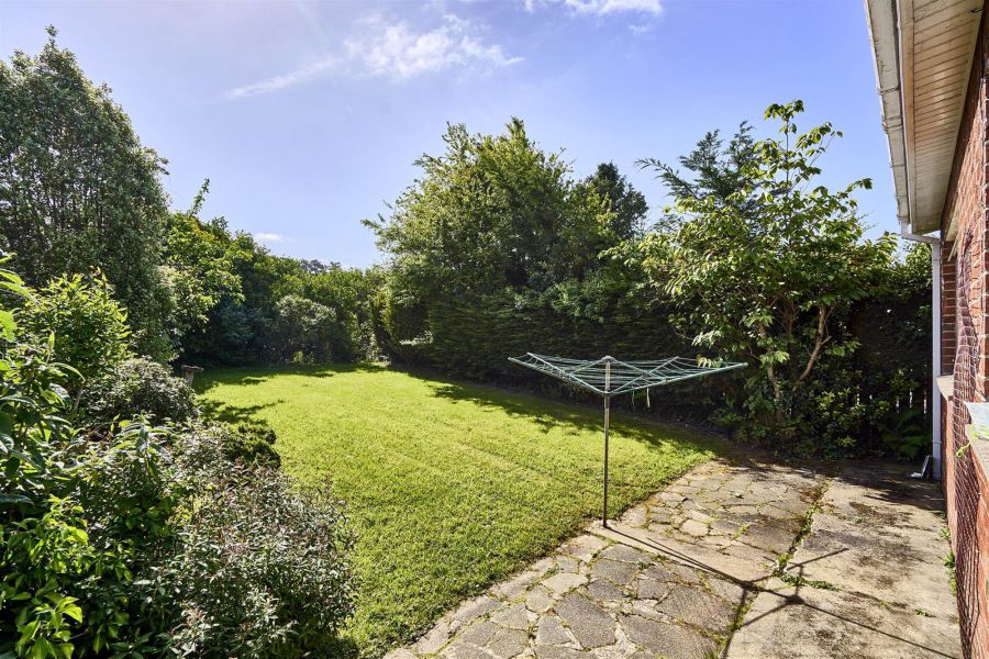 16 Rannoch Road