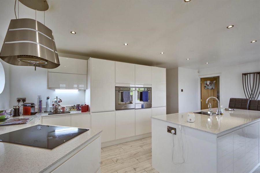 2 Mcilwaines Lane