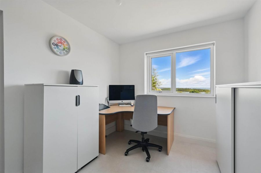 39 Whiterock Road With Annex