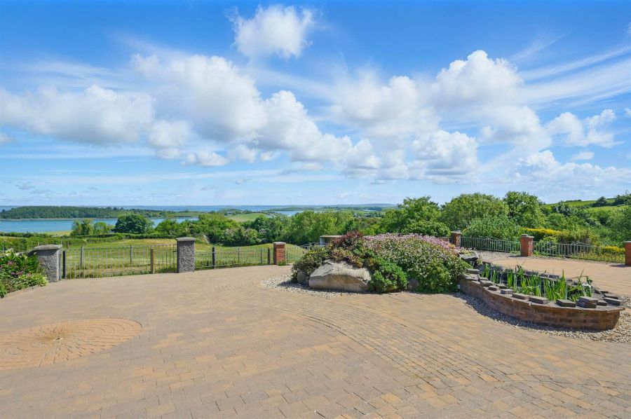 39 Whiterock Road With Annex