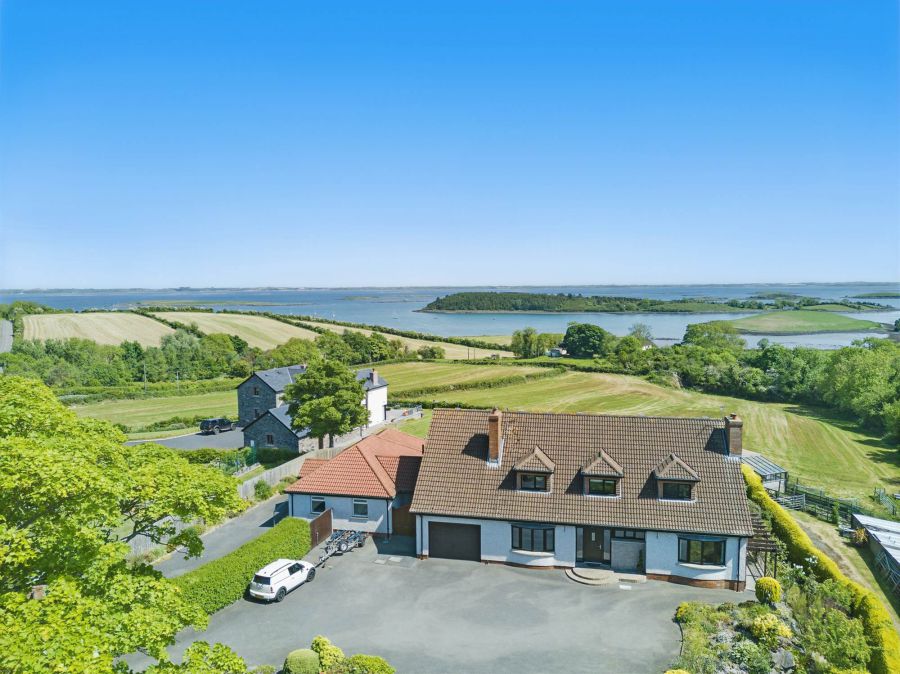 39 Whiterock Road With Annex