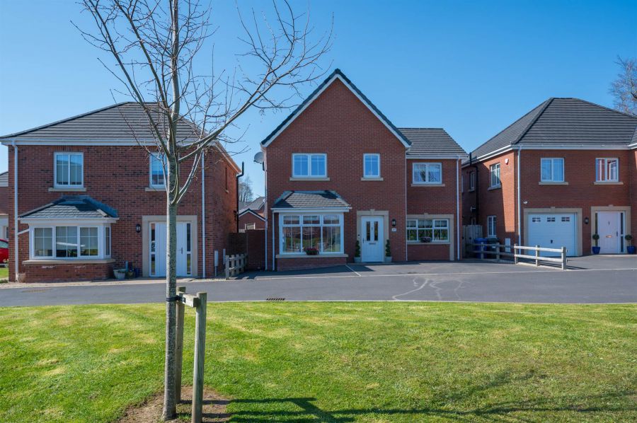 43 Manse Gate