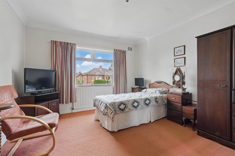253 Holywood Road
