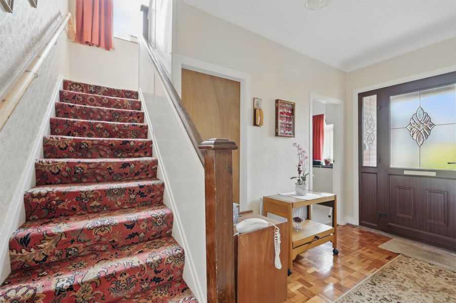 253 Holywood Road