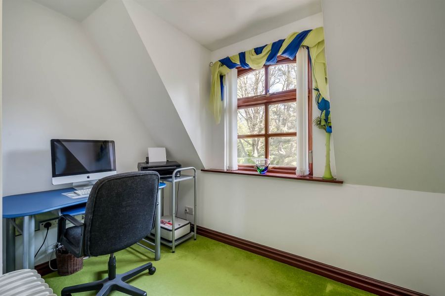 3 Lorne Lane