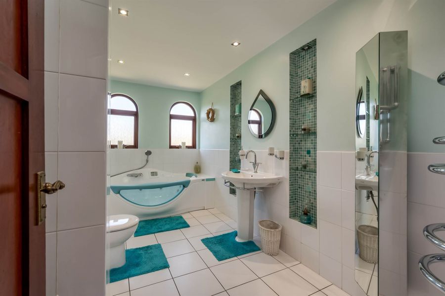 3 Lorne Lane
