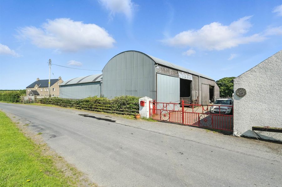 35 Loughries Road