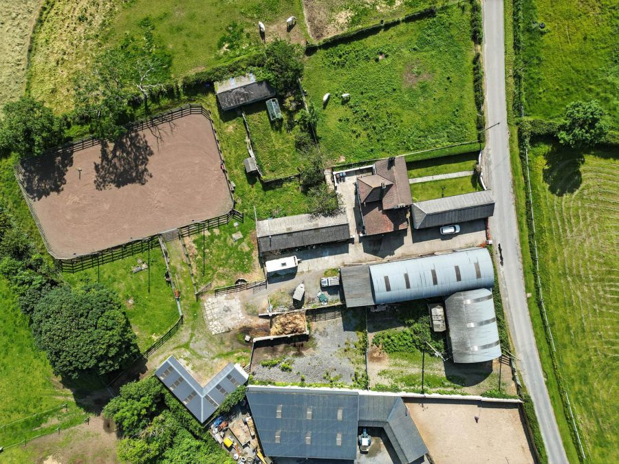 35 Loughries Road