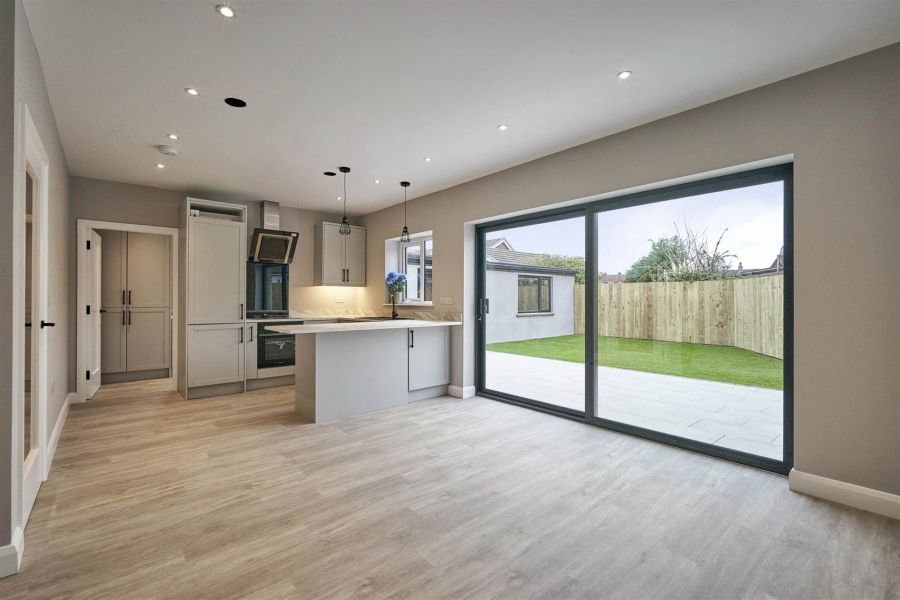 35A Lynne Crescent