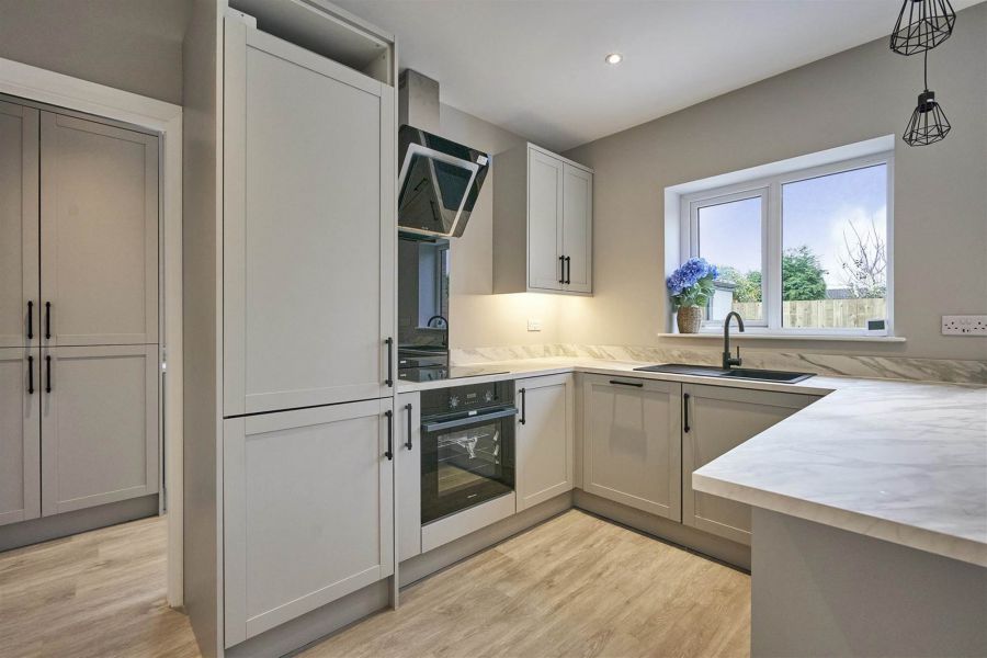35A Lynne Crescent