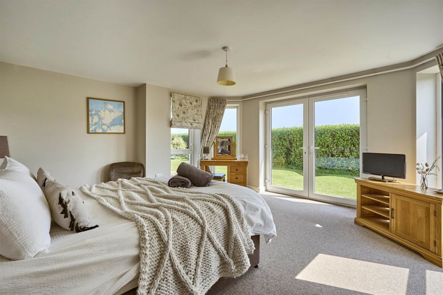 Apartment 2, 1 Fort Road