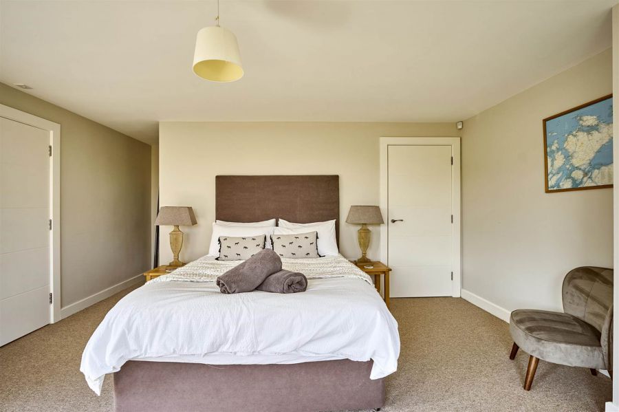 Apartment 2, 1 Fort Road