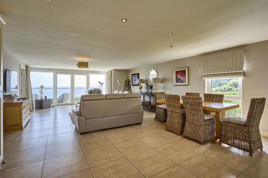 Apartment 2, 1 Fort Road