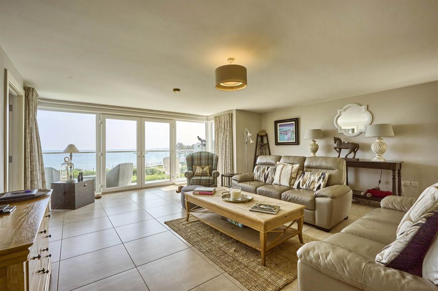 Apartment 2, 1 Fort Road