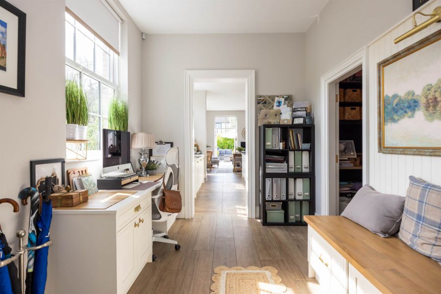 Monterey, 11a Kathleen Avenue
