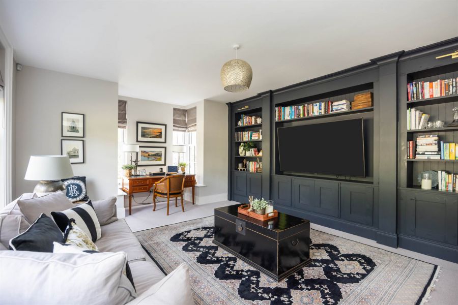 Monterey, 11a Kathleen Avenue
