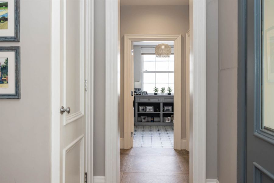 Monterey, 11a Kathleen Avenue