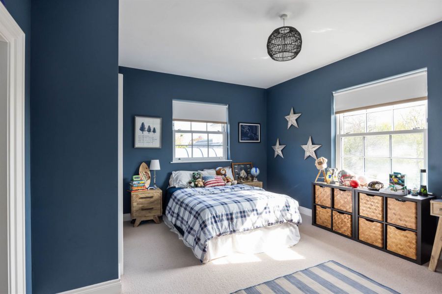 Monterey, 11a Kathleen Avenue