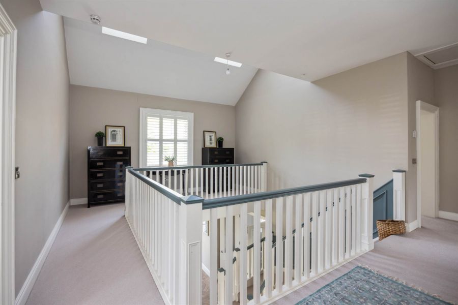 Monterey, 11a Kathleen Avenue