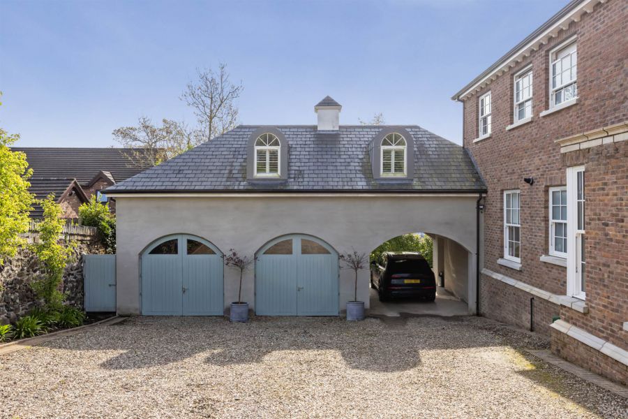 Monterey, 11a Kathleen Avenue