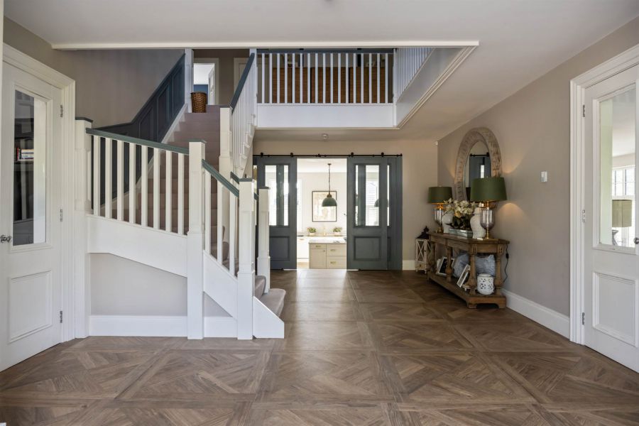 Monterey, 11a Kathleen Avenue