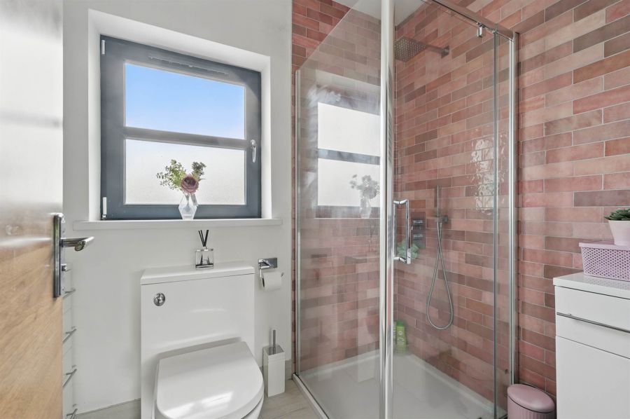 18a Lenamore Drive