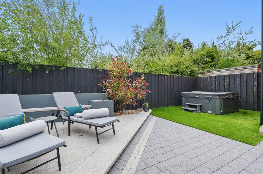 18a Lenamore Drive