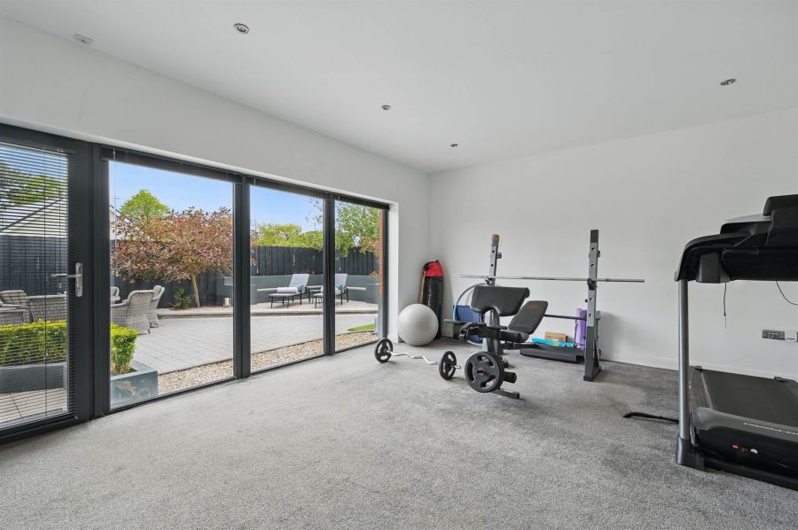18a Lenamore Drive