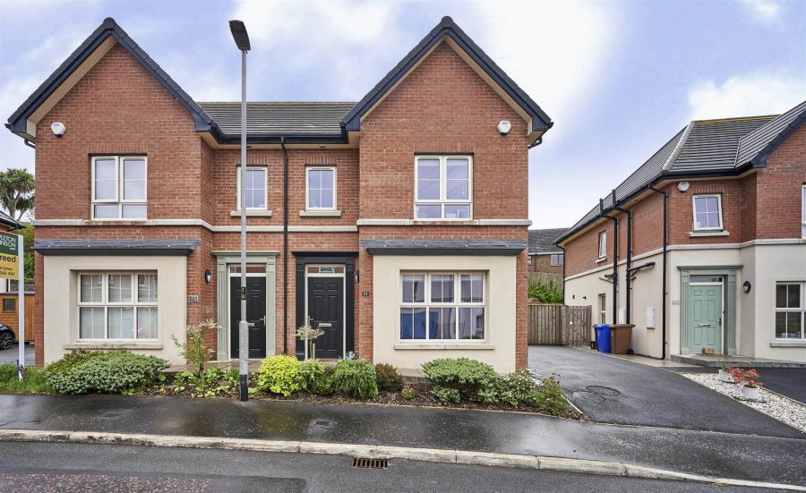 11 Lynn Hall Gardens,bangor, BT19 1TB