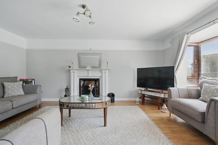18 Lord Wardens Glen