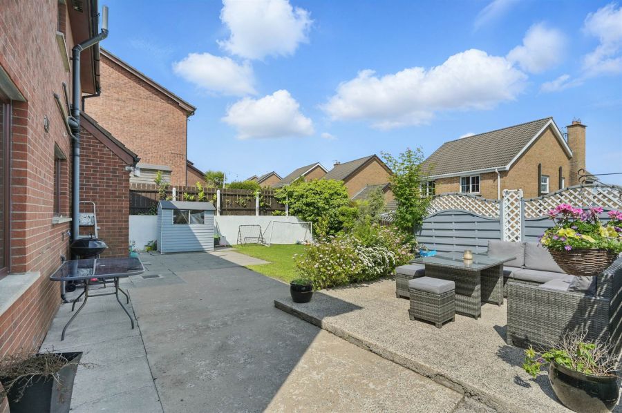 18 Lord Wardens Glen