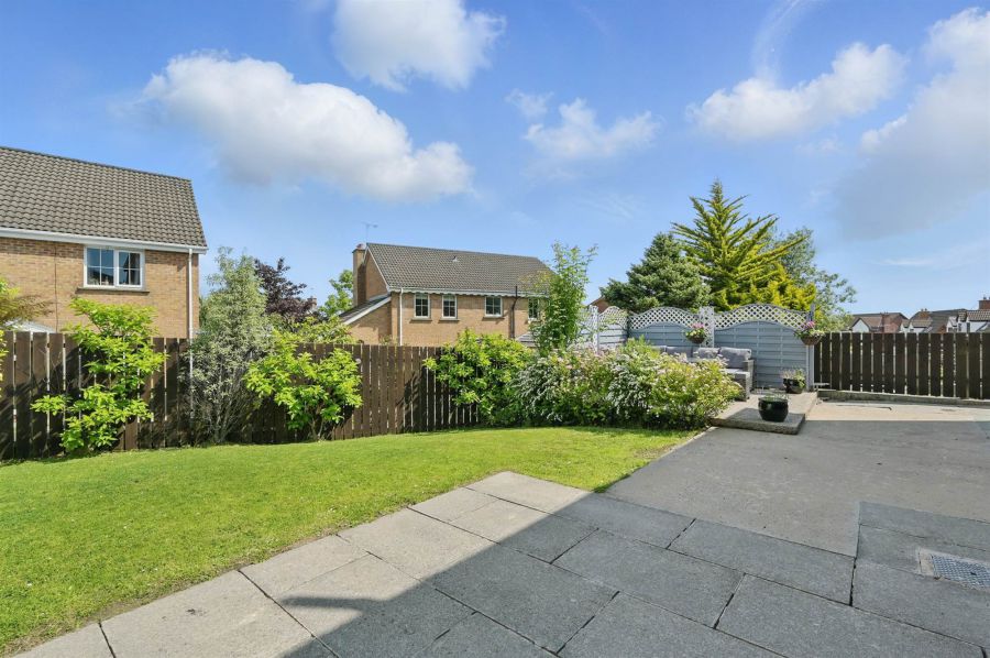 18 Lord Wardens Glen