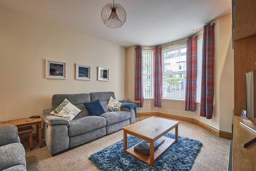 6 Princetown Road