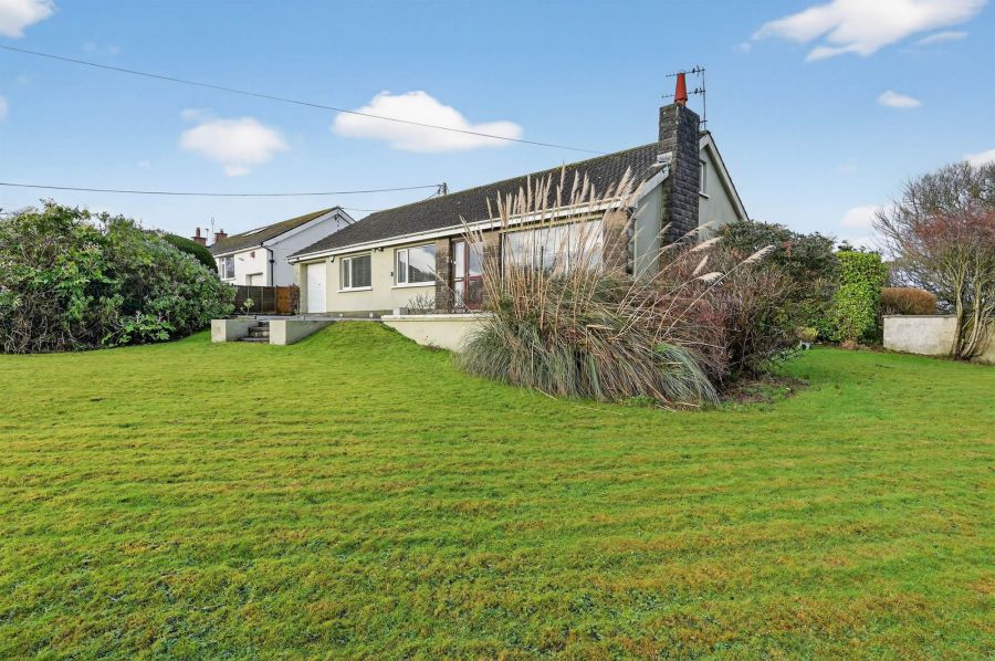 52 Donaghadee Road, Groomsport, Bangor, BT19 6LH