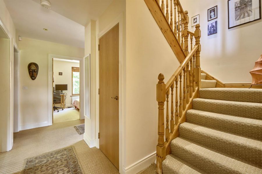 Apt 5 The Fairways