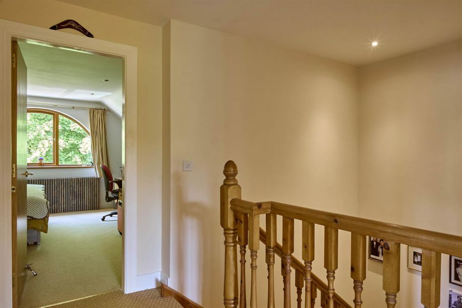 Apt 5 The Fairways