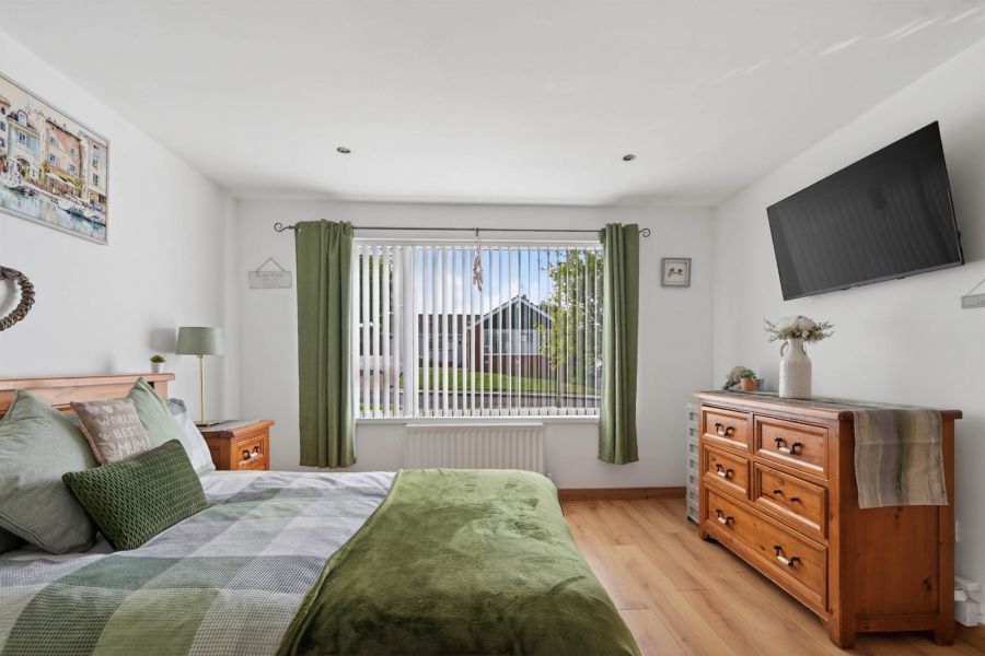 44 Onslow Gardens